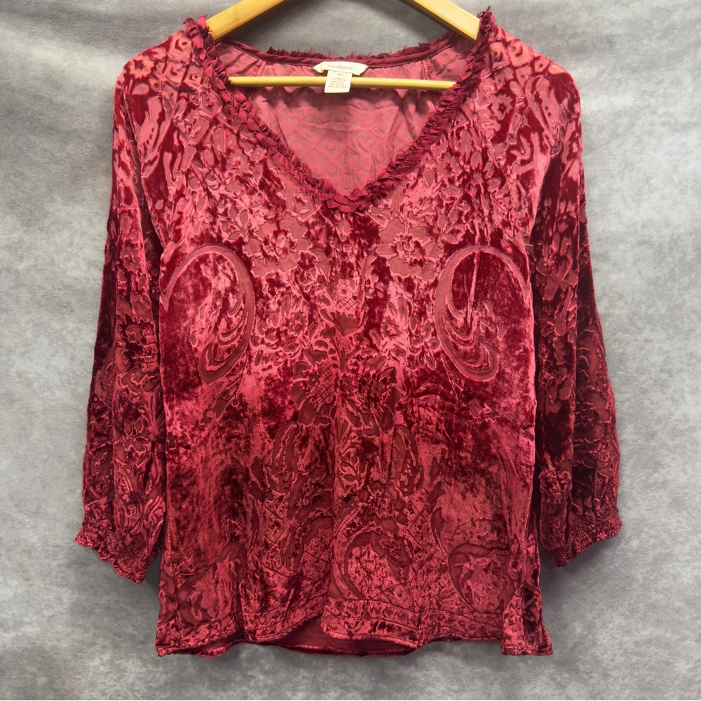 Sundance Velvet Burnout Blouse Shirt Boho Design Size XS
Silk Blend
